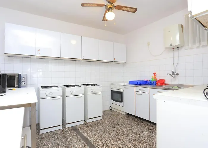 Gostinjska kuća Double 5263d Tucepi